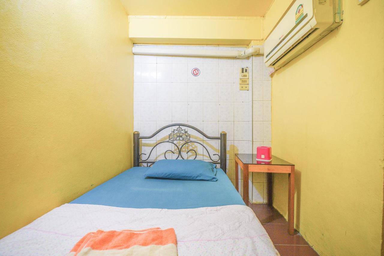 Oyo 938 Place Inn Bangkok Dış mekan fotoğraf