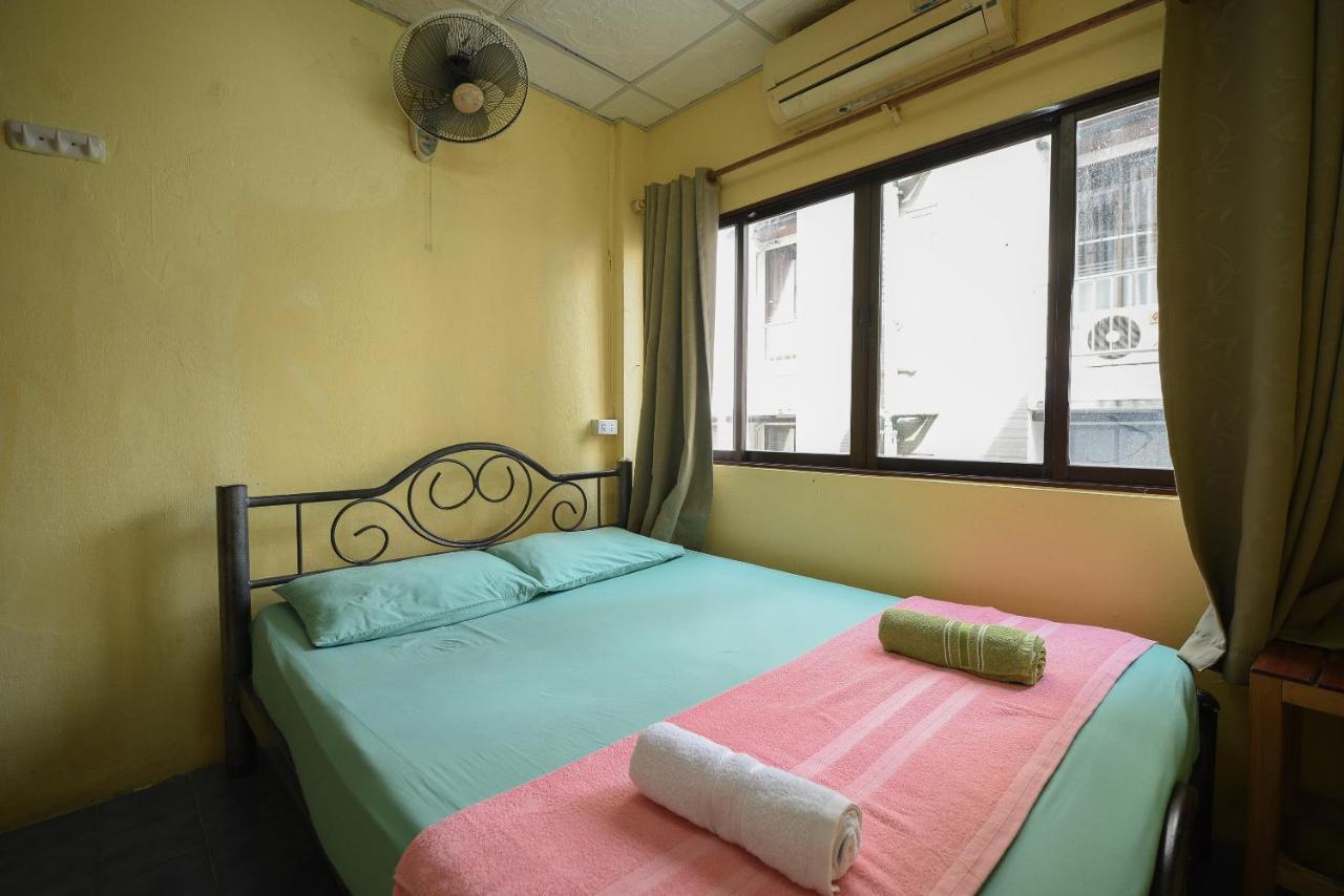 Oyo 938 Place Inn Bangkok Dış mekan fotoğraf
